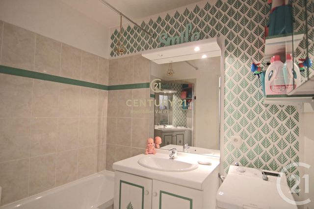 Afficher la photo en grand Appartement F3 à vendre - 3 pièces - 70.48 m2 - SERRIS - 77 - ILE-DE-FRANCE - Century 21 Immobilier Val D'Europe