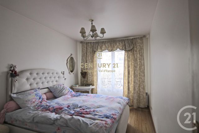 Afficher la photo en grand Appartement F3 à vendre - 3 pièces - 70.48 m2 - SERRIS - 77 - ILE-DE-FRANCE - Century 21 Immobilier Val D'Europe