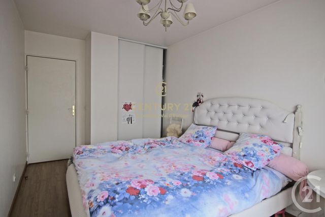 Afficher la photo en grand Appartement F3 à vendre - 3 pièces - 70.48 m2 - SERRIS - 77 - ILE-DE-FRANCE - Century 21 Immobilier Val D'Europe