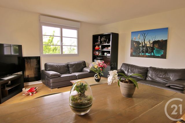 Afficher la photo en grand Appartement F4 à vendre - 4 pièces - 79.13 m2 - MONTEVRAIN - 77 - ILE-DE-FRANCE - Century 21 Immobilier Val D'Europe