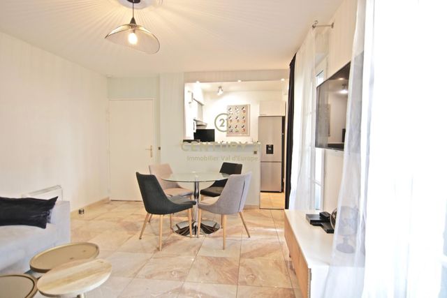 Afficher la photo en grand Appartement F2 à vendre - 2 pièces - 44.03 m2 - CHESSY - 77 - ILE-DE-FRANCE - Century 21 Immobilier Val D'Europe