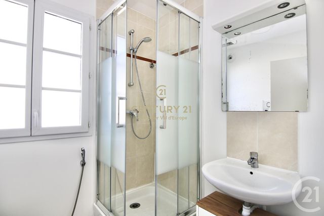 Appartement F4 à louer - 4 pièces - 94.41 m2 - SERRIS - 77 - ILE-DE-FRANCE - Century 21 Immobilier Val D'Europe