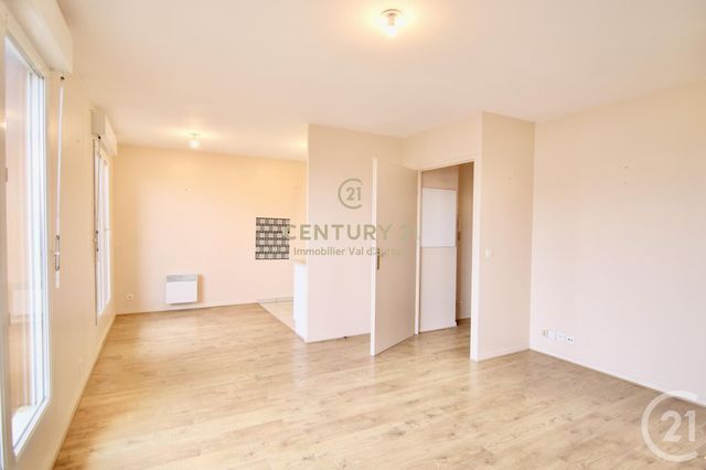 appartement à louer - 2 pièces - 45.49 m2 - MONTEVRAIN - 77 - ILE-DE-FRANCE - Century 21 Immobilier Val D'Europe
