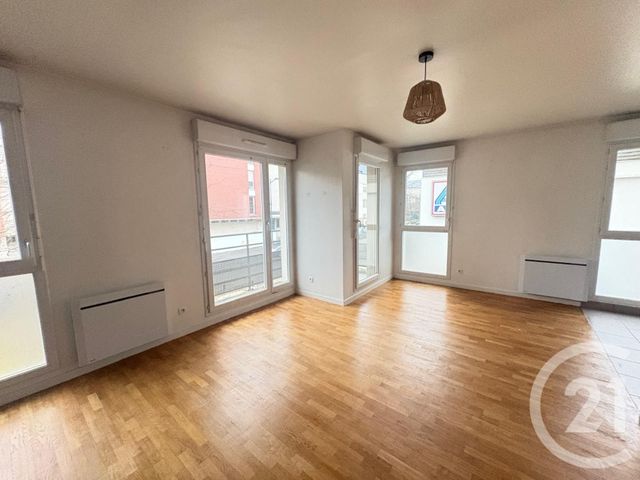 Appartement à louer - 3 pièces - 66.5 m2 - MONTEVRAIN - 77 - ILE-DE-FRANCE - Century 21 Immobilier Val D'Europe