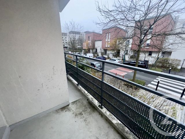 Appartement à louer - 3 pièces - 66.5 m2 - MONTEVRAIN - 77 - ILE-DE-FRANCE - Century 21 Immobilier Val D'Europe