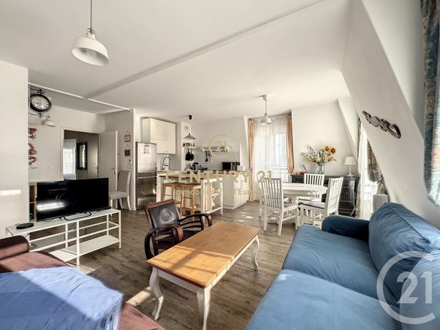 Appartement F3 à vendre - 3 pièces - 62.77 m2 - SERRIS - 77 - ILE-DE-FRANCE - Century 21 Immobilier Val D'Europe