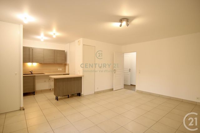 Appartement F3 à louer - 3 pièces - 59.55 m2 - CHESSY - 77 - ILE-DE-FRANCE - Century 21 Immobilier Val D'Europe