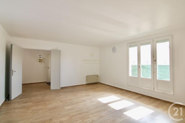 Appartement F3 à vendre - 3 pièces - 66.23 m2 - LOGNES - 77 - ILE-DE-FRANCE - Century 21 Immobilier Val D'Europe