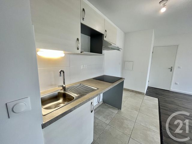 Appartement F3 à vendre - 3 pièces - 62.0 m2 - SERRIS - 77 - ILE-DE-FRANCE - Century 21 Immobilier Val D'Europe