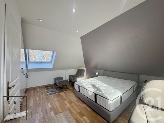 maison à louer - 6 pièces - 227.1 m2 - BAILLY ROMAINVILLIERS - 77 - ILE-DE-FRANCE - Century 21 Immobilier Val D'Europe