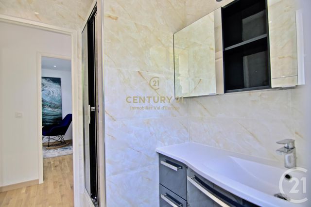 maison à louer - 6 pièces - 227.1 m2 - BAILLY ROMAINVILLIERS - 77 - ILE-DE-FRANCE - Century 21 Immobilier Val D'Europe