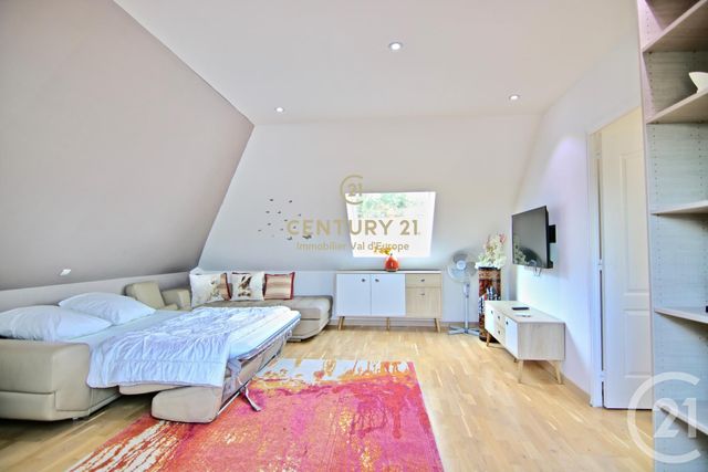 maison à louer - 6 pièces - 227.1 m2 - BAILLY ROMAINVILLIERS - 77 - ILE-DE-FRANCE - Century 21 Immobilier Val D'Europe