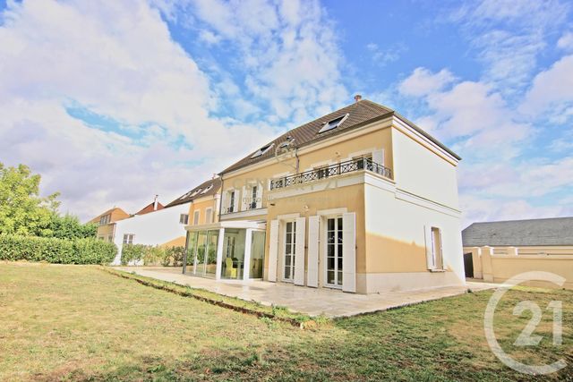 maison à louer - 6 pièces - 227.1 m2 - BAILLY ROMAINVILLIERS - 77 - ILE-DE-FRANCE - Century 21 Immobilier Val D'Europe