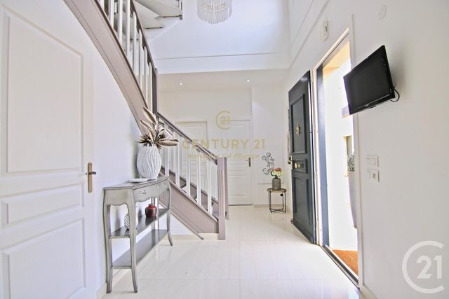 maison à louer - 6 pièces - 227.1 m2 - BAILLY ROMAINVILLIERS - 77 - ILE-DE-FRANCE - Century 21 Immobilier Val D'Europe