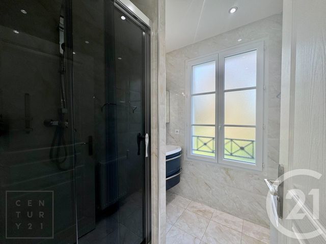 maison à louer - 6 pièces - 227.1 m2 - BAILLY ROMAINVILLIERS - 77 - ILE-DE-FRANCE - Century 21 Immobilier Val D'Europe