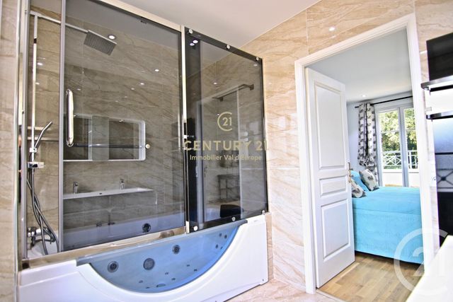 maison à louer - 6 pièces - 227.1 m2 - BAILLY ROMAINVILLIERS - 77 - ILE-DE-FRANCE - Century 21 Immobilier Val D'Europe