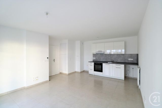 Appartement F3 à louer CHESSY