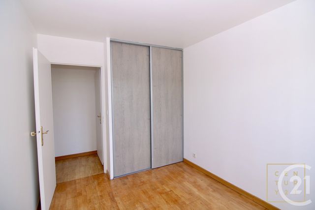 Afficher la photo en grand Appartement F3 à vendre - 3 pièces - 67.14 m2 - SERRIS - 77 - ILE-DE-FRANCE - Century 21 Immobilier Val D'Europe