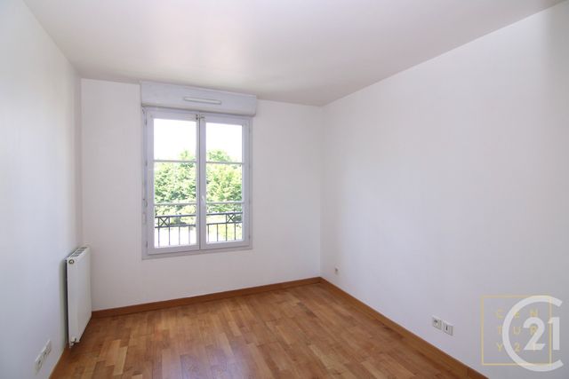 Afficher la photo en grand Appartement F3 à vendre - 3 pièces - 67.14 m2 - SERRIS - 77 - ILE-DE-FRANCE - Century 21 Immobilier Val D'Europe