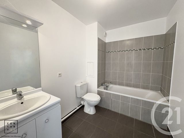 Appartement F2 à vendre - 2 pièces - 43.36 m2 - MONTEVRAIN - 77 - ILE-DE-FRANCE - Century 21 Immobilier Val D'Europe