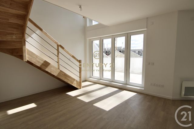 Appartement Duplex à louer - 2 pièces - 51.0 m2 - COUPVRAY - 77 - ILE-DE-FRANCE - Century 21 Immobilier Val D'Europe