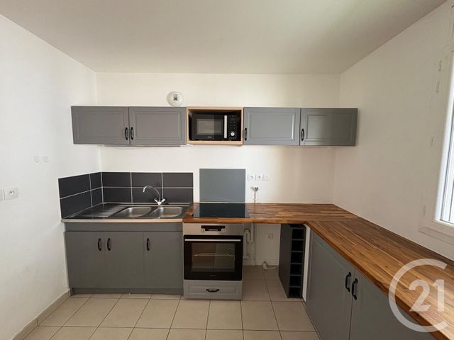 Appartement F3 à vendre - 3 pièces - 73.3 m2 - BUSSY ST GEORGES - 77 - ILE-DE-FRANCE - Century 21 Immobilier Val D'Europe