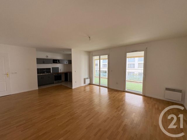 Appartement F3 à vendre - 3 pièces - 73.3 m2 - BUSSY ST GEORGES - 77 - ILE-DE-FRANCE - Century 21 Immobilier Val D'Europe