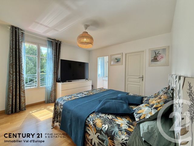 Afficher la photo en grand maison à vendre - 7 pièces - 204.74 m2 - MONTEVRAIN - 77 - ILE-DE-FRANCE - Century 21 Immobilier Val D'Europe