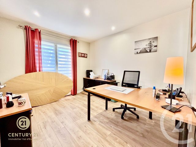 maison à vendre - 7 pièces - 177.33 m2 - MONTCEAUX LES MEAUX - 77 - ILE-DE-FRANCE - Century 21 Immobilier Val D'Europe