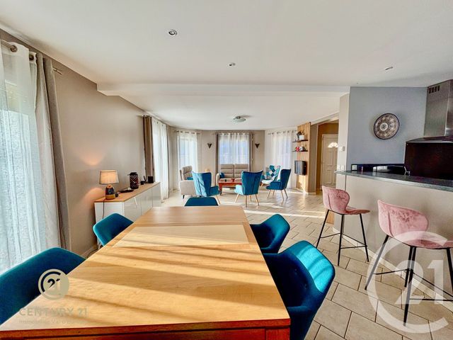 maison à vendre - 7 pièces - 177.33 m2 - MONTCEAUX LES MEAUX - 77 - ILE-DE-FRANCE - Century 21 Immobilier Val D'Europe