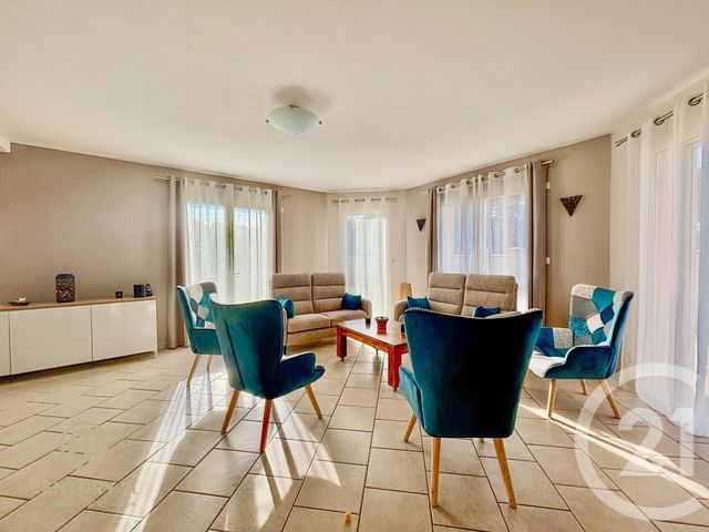 maison à vendre - 7 pièces - 177.33 m2 - MONTCEAUX LES MEAUX - 77 - ILE-DE-FRANCE - Century 21 Immobilier Val D'Europe