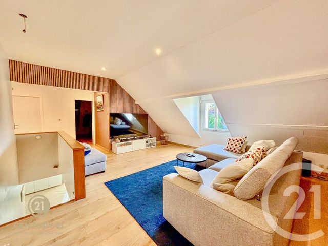 maison à vendre - 7 pièces - 177.33 m2 - MONTCEAUX LES MEAUX - 77 - ILE-DE-FRANCE - Century 21 Immobilier Val D'Europe