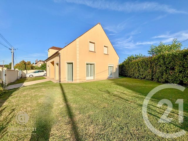 maison à vendre - 7 pièces - 177.33 m2 - MONTCEAUX LES MEAUX - 77 - ILE-DE-FRANCE - Century 21 Immobilier Val D'Europe