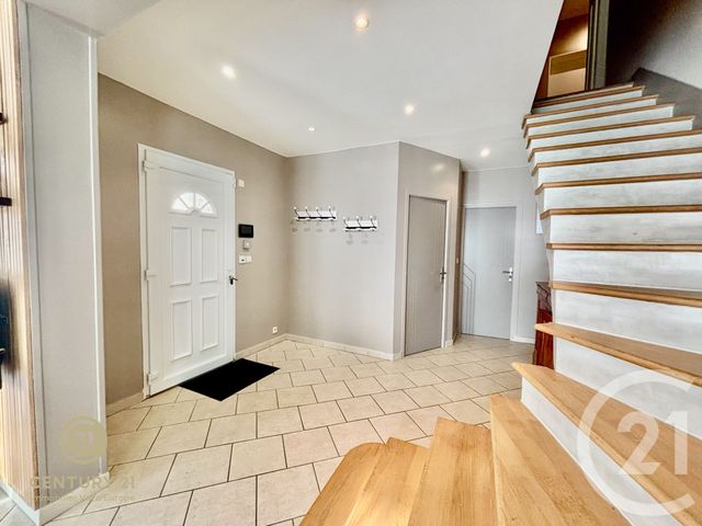 maison à vendre - 7 pièces - 177.33 m2 - MONTCEAUX LES MEAUX - 77 - ILE-DE-FRANCE - Century 21 Immobilier Val D'Europe