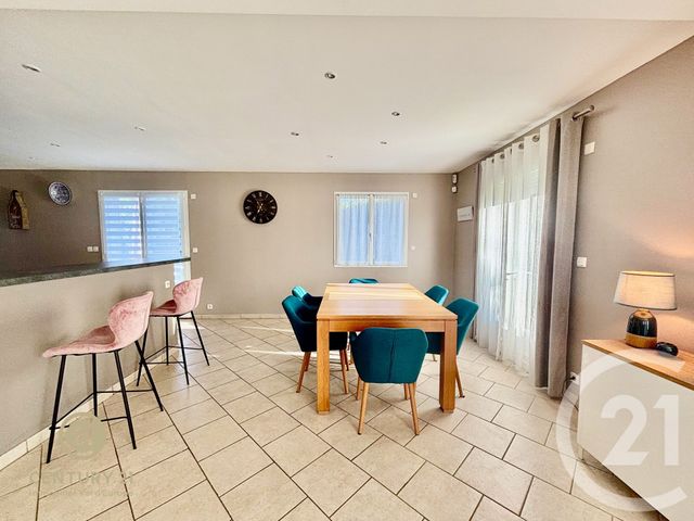 maison à vendre - 7 pièces - 177.33 m2 - MONTCEAUX LES MEAUX - 77 - ILE-DE-FRANCE - Century 21 Immobilier Val D'Europe