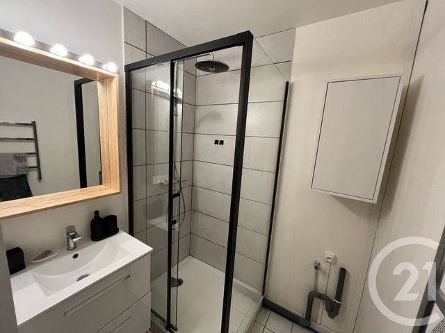 Appartement F2 à louer - 2 pièces - 54.14 m2 - CHAMPS SUR MARNE - 77 - ILE-DE-FRANCE - Century 21 Immobilier Val D'Europe