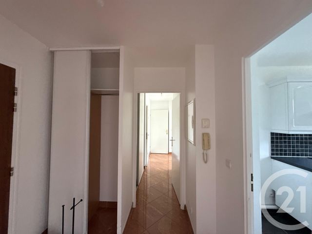 Appartement à vendre - 3 pièces - 58.65 m2 - BUSSY ST GEORGES - 77 - ILE-DE-FRANCE - Century 21 Immobilier Val D'Europe