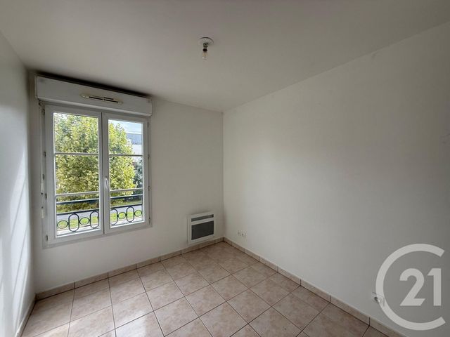 Appartement à vendre - 3 pièces - 58.65 m2 - BUSSY ST GEORGES - 77 - ILE-DE-FRANCE - Century 21 Immobilier Val D'Europe