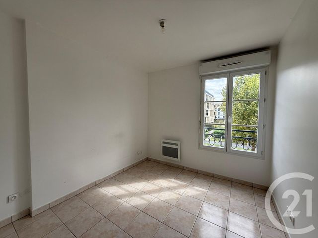 Appartement à vendre - 3 pièces - 58.65 m2 - BUSSY ST GEORGES - 77 - ILE-DE-FRANCE - Century 21 Immobilier Val D'Europe