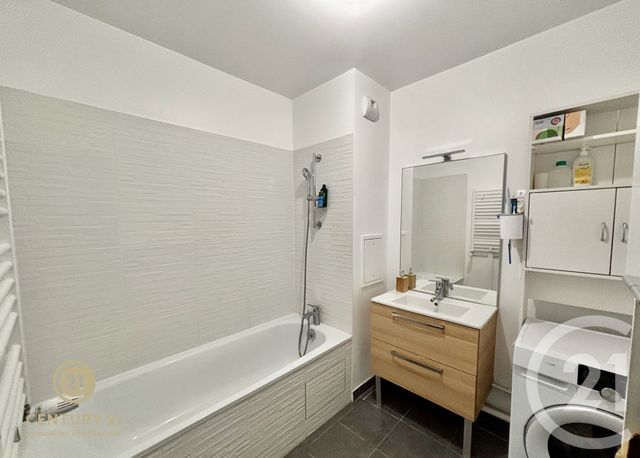 Appartement F3 à vendre - 3 pièces - 58.35 m2 - MAGNY LE HONGRE - 77 - ILE-DE-FRANCE - Century 21 Immobilier Val D'Europe