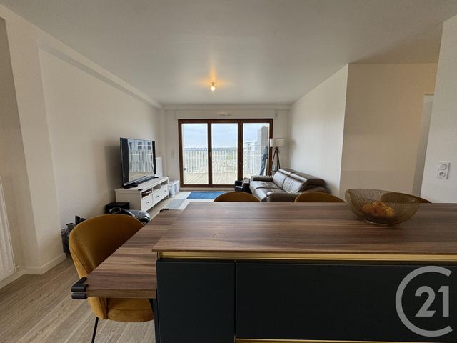 Appartement F4 à louer - 4 pièces - 77.69 m2 - BUSSY ST GEORGES - 77 - ILE-DE-FRANCE - Century 21 Immobilier Val D'Europe