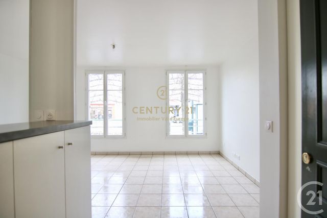 Appartement F2 à louer - 2 pièces - 36.98 m2 - CHESSY - 77 - ILE-DE-FRANCE - Century 21 Immobilier Val D'Europe