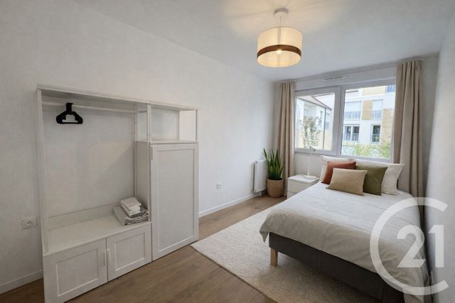 Appartement F5 à vendre - 5 pièces - 94.72 m2 - SERRIS - 77 - ILE-DE-FRANCE - Century 21 Immobilier Val D'Europe