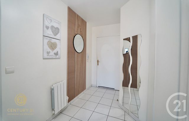 Appartement F3 à vendre - 3 pièces - 64.27 m2 - MONTEVRAIN - 77 - ILE-DE-FRANCE - Century 21 Immobilier Val D'Europe