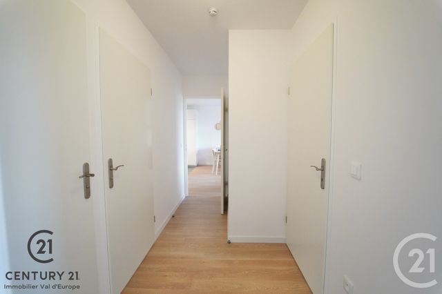 Appartement F3 à louer - 3 pièces - 63.4 m2 - SERRIS - 77 - ILE-DE-FRANCE - Century 21 Immobilier Val D'Europe