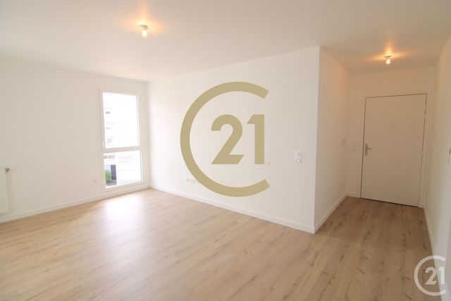 Appartement F3 à louer - 3 pièces - 58.35 m2 - NOISY LE GRAND - 93 - ILE-DE-FRANCE - Century 21 Immobilier Val D'Europe