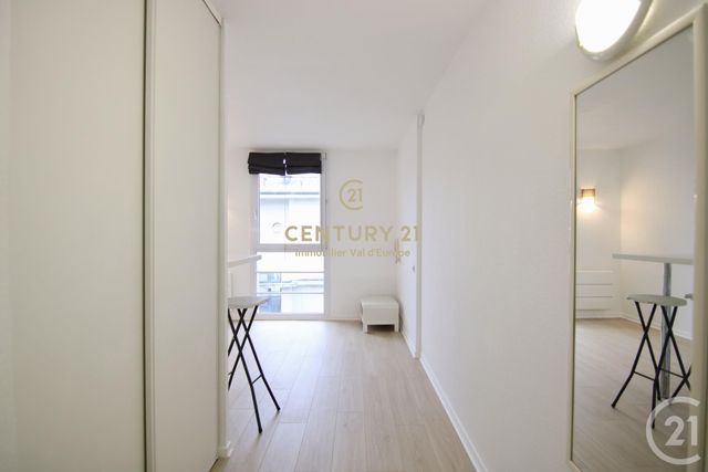 Appartement F1 à louer - 1 pièce - 18.55 m2 - BUSSY ST GEORGES - 77 - ILE-DE-FRANCE - Century 21 Immobilier Val D'Europe