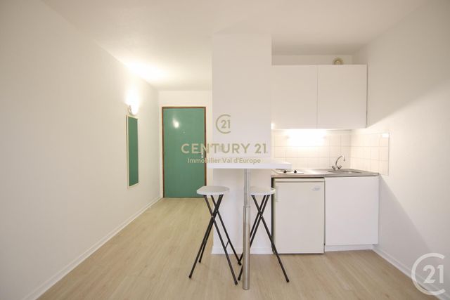Appartement F1 à louer - 1 pièce - 18.55 m2 - BUSSY ST GEORGES - 77 - ILE-DE-FRANCE - Century 21 Immobilier Val D'Europe
