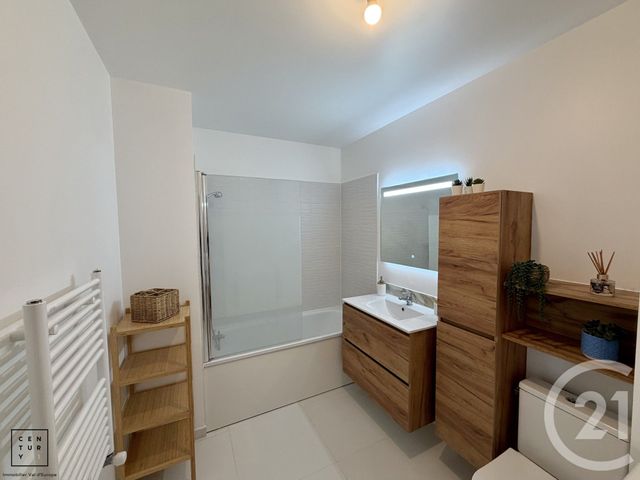 Appartement F2 à vendre - 2 pièces - 46.35 m2 - MESSY - 77 - ILE-DE-FRANCE - Century 21 Immobilier Val D'Europe