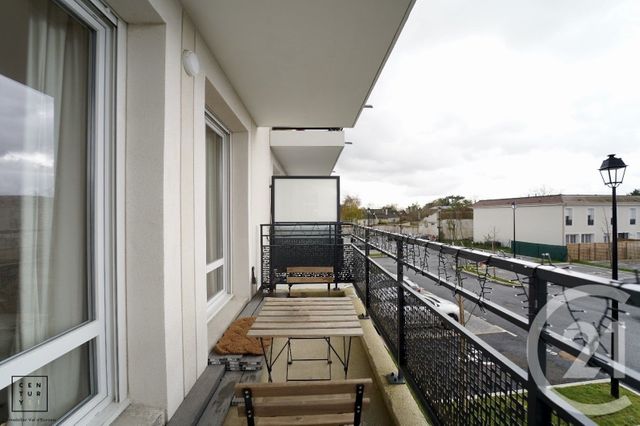 Appartement F2 à vendre - 2 pièces - 46.35 m2 - MESSY - 77 - ILE-DE-FRANCE - Century 21 Immobilier Val D'Europe